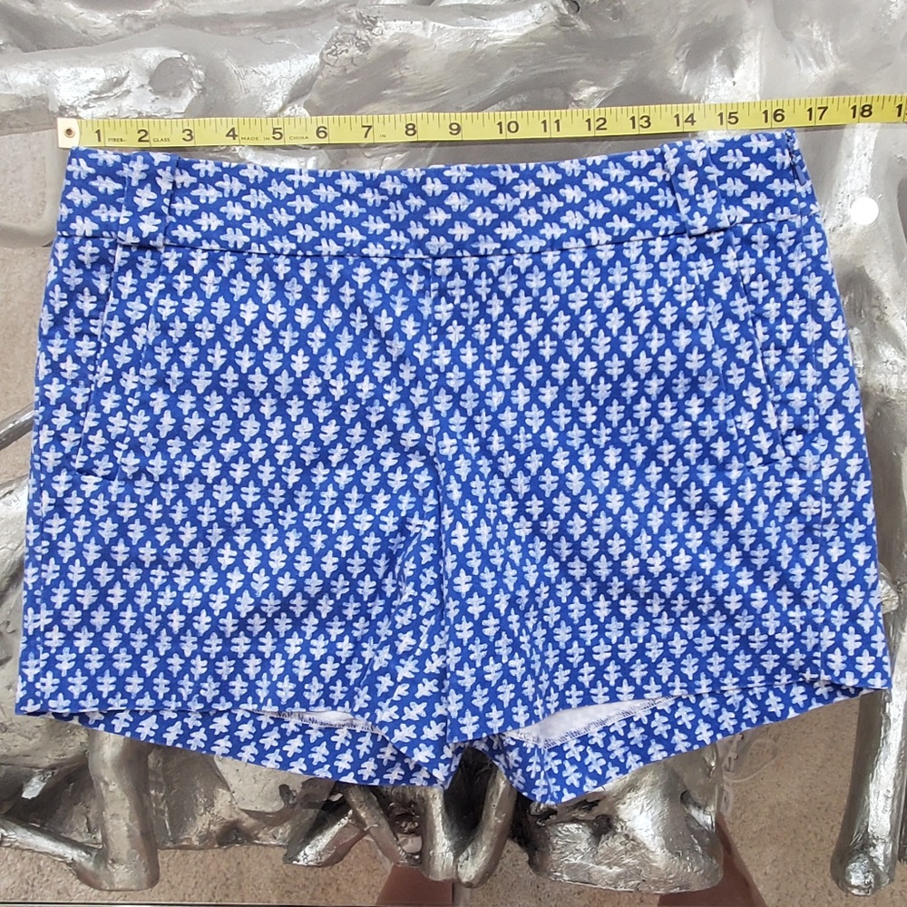 J.Crew 5" City Fit Stretch Side Zip - Size 6